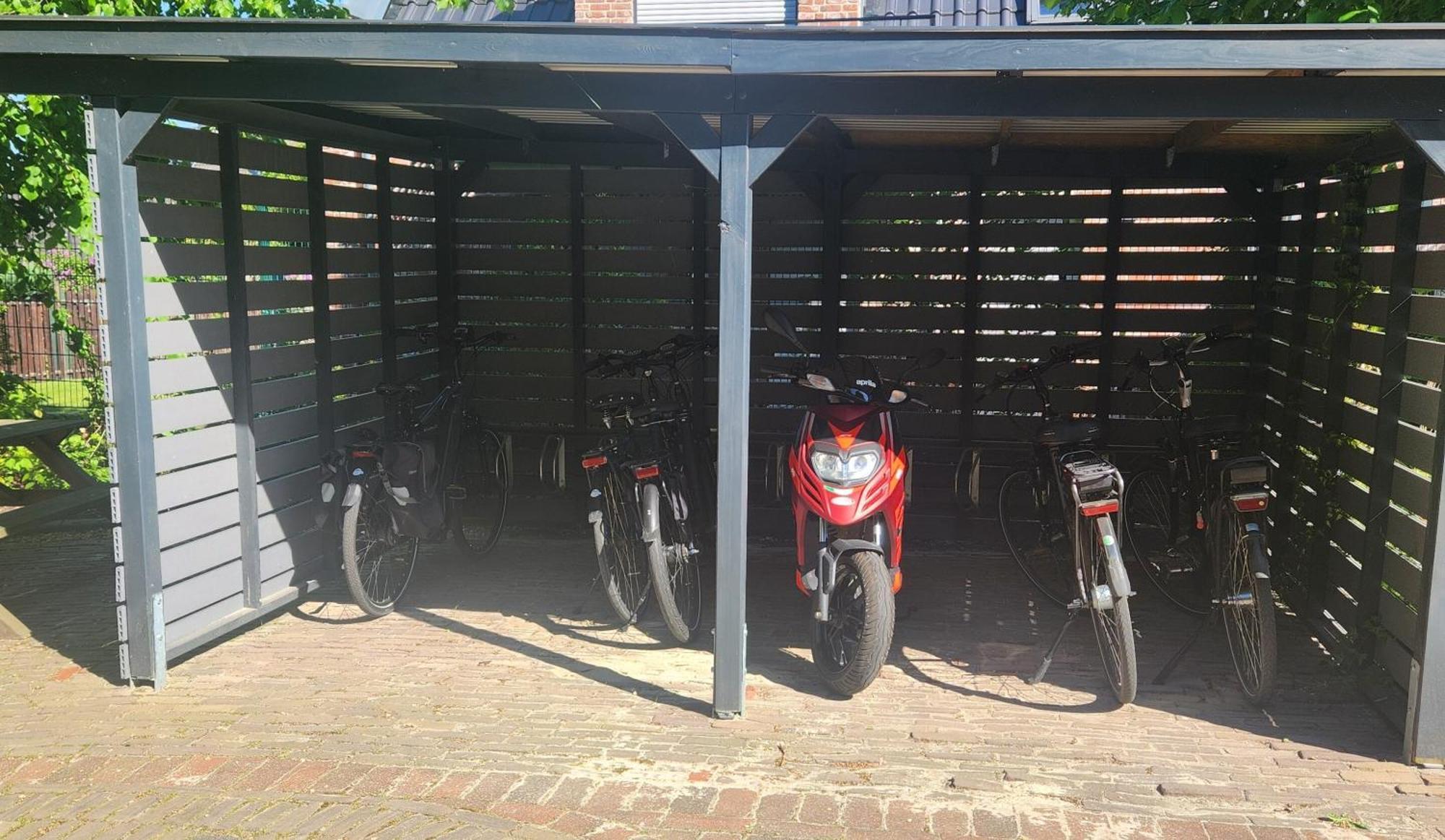 Friesischer Hof, Ferienwohnungen Mit Indoor Spielplatz, Kostenfreien Parkplatz Und W-Lan Hage Zewnętrze zdjęcie